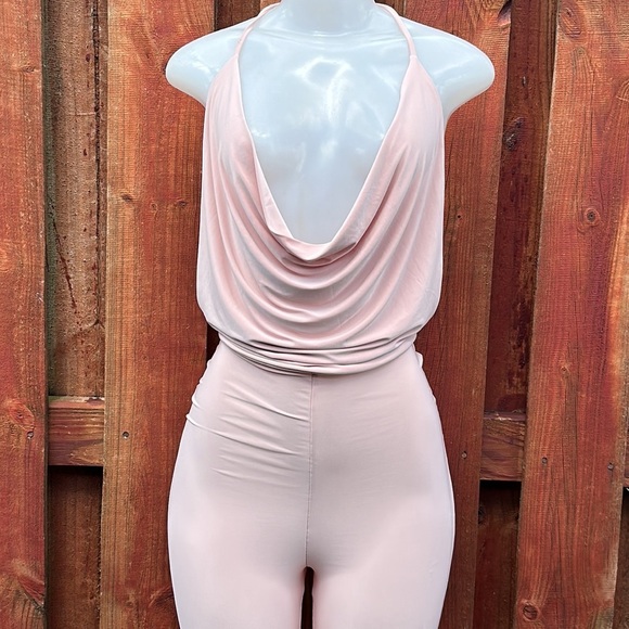 Uptown USA Chic Pink Halter Jumpsuit Size L - Picture 3 of 11
